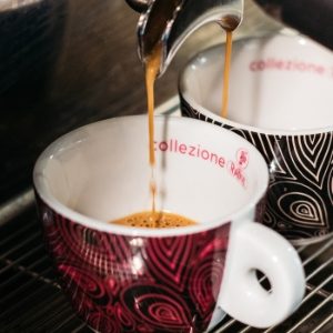 COFFEE & BEVERAGE