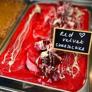 Gelato Line_Red-Velvet-Cheesecake